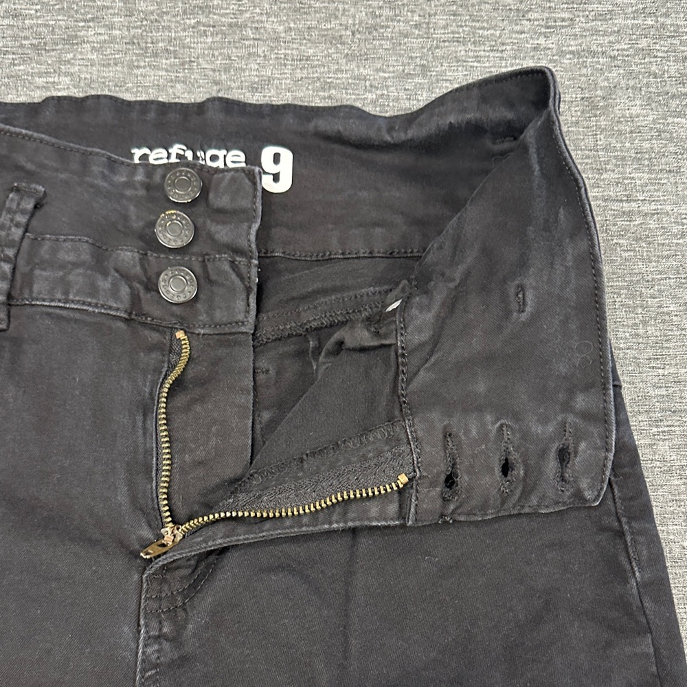 REFUGE High Rise Distressed Jeans - Picture 3 of 8